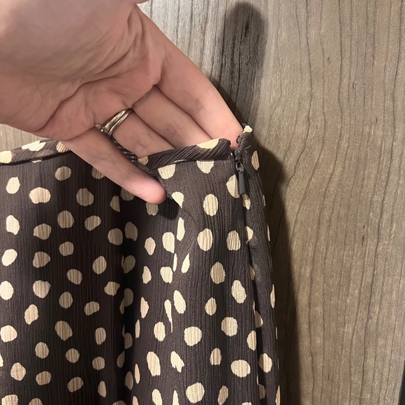 Jones New York 100% Silk Brown & Cream Polka Dot 2-Piece Set Size 10 - Picture 6 of 6